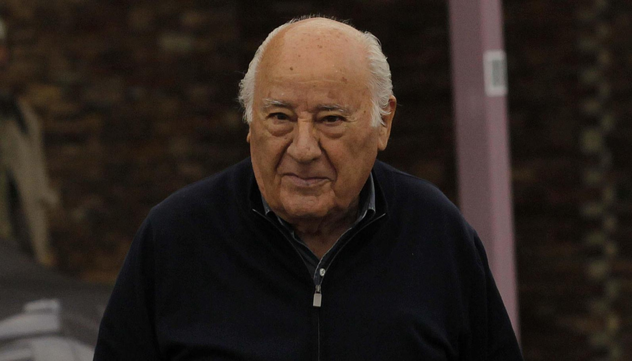 Amancio Ortega junto a su esposa, Flora Pérez