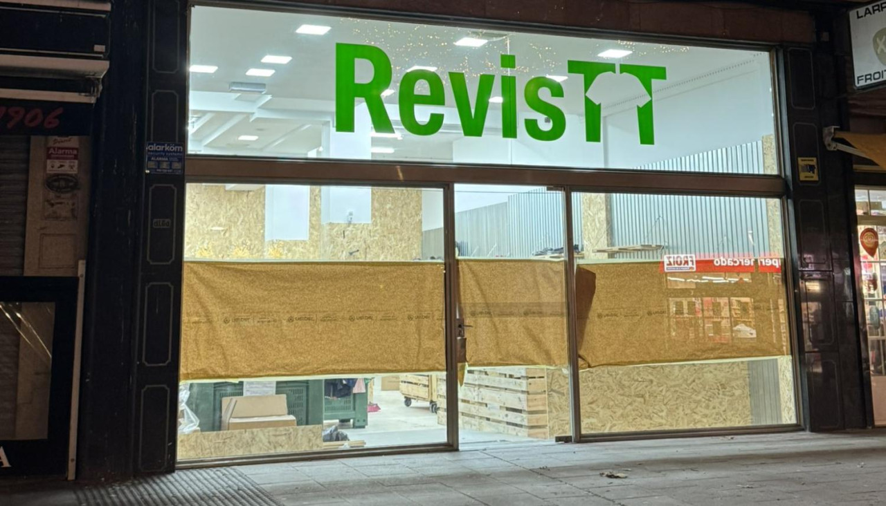 Tienda RevisTT que abrirá próximamente en A Coruña