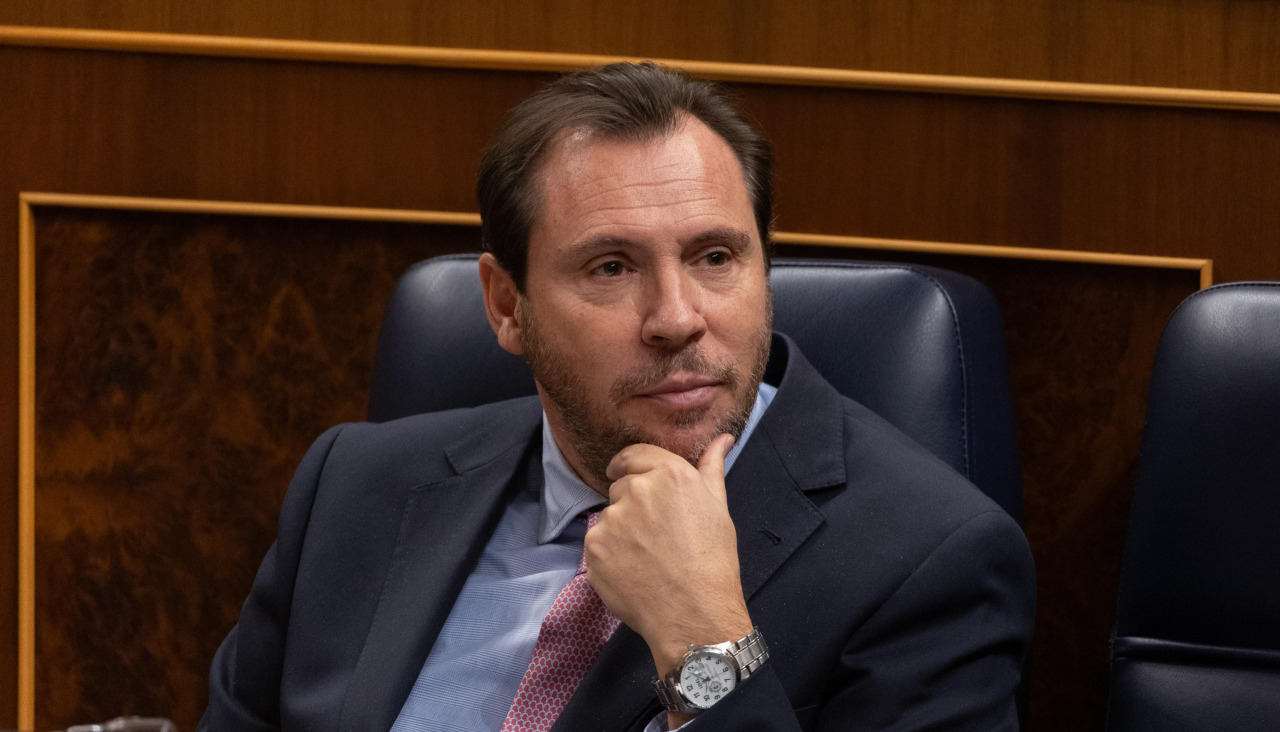 El ministro Puente en una sesión de control al Gobierno en el Congreso