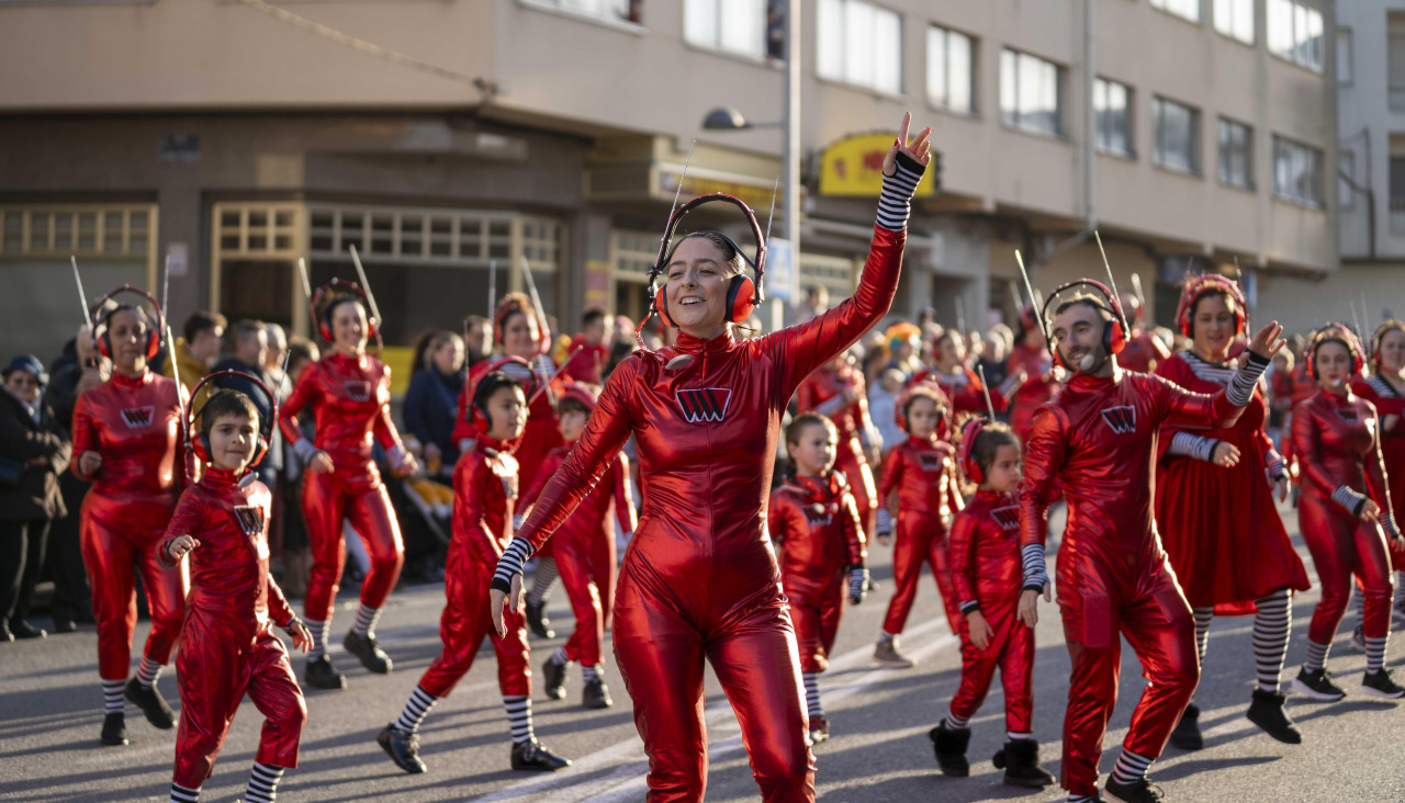 Comparsa en la edición del Carnaval de Arteixo de 2025