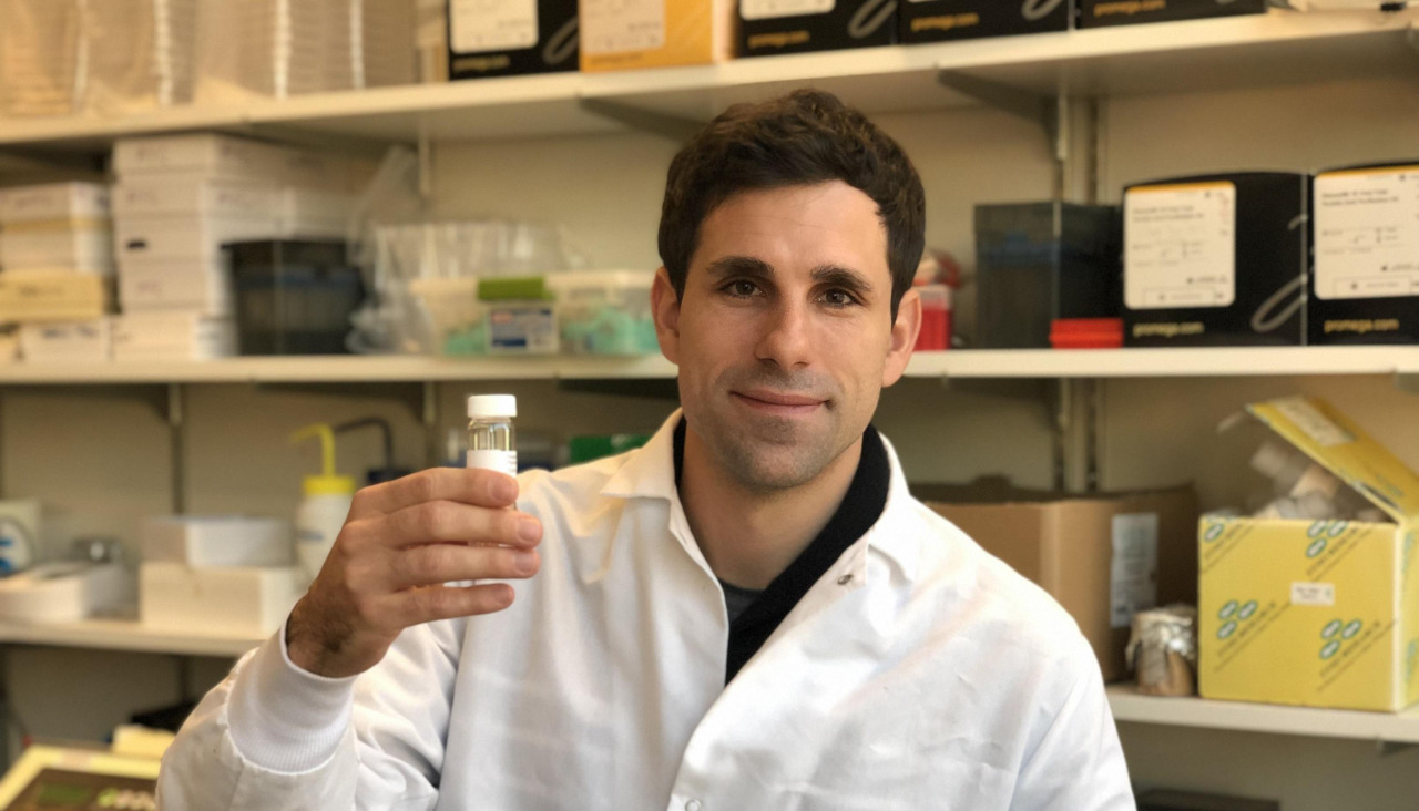 César de la Fuente, en un laboratorio