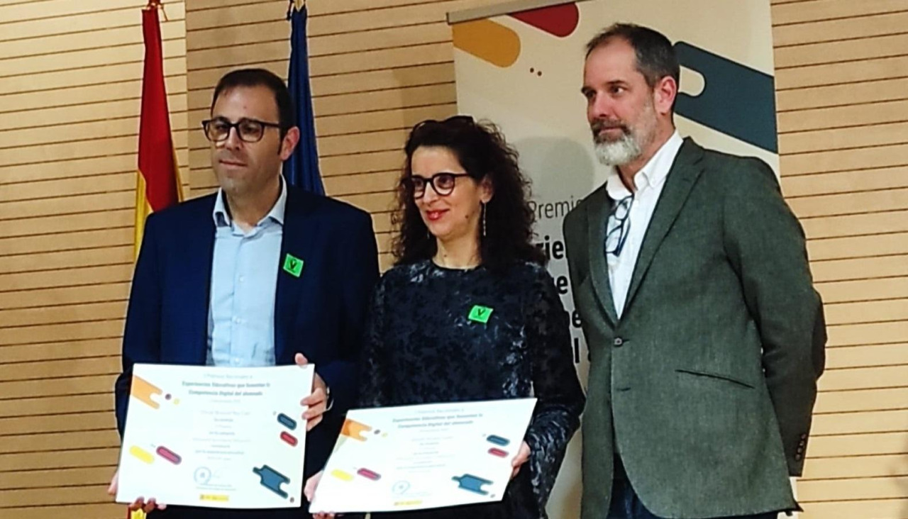Premio a Experiencias Educativas en Competencia Digital