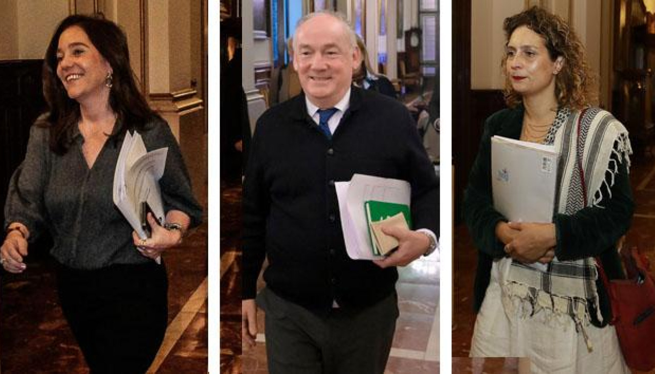 Inés Rey, del PSOE; Miguel Lorenzo, del PP, y Avia Veira, del BNG
