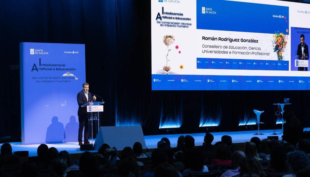 El conselleiro de Educación, Román Rodríguez, durante su intervención de este sábado en el Congreso IA y Educación