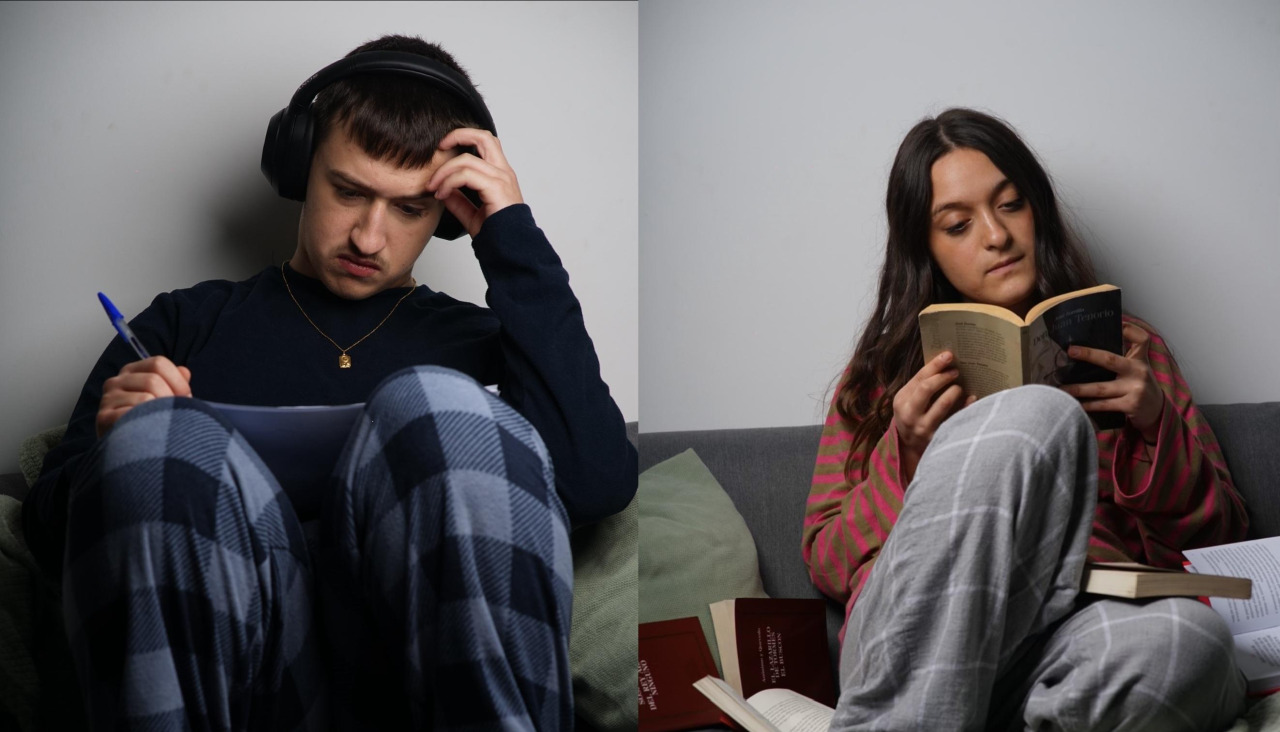 Dos de los personajes de 'Roomies', en uno de los vídeos previos