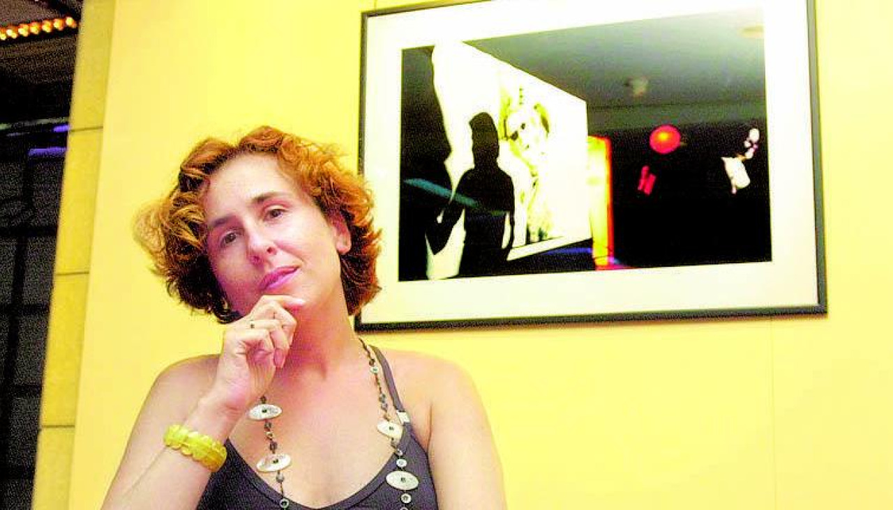 PEDRO PUIG.MARTA CAPOTE EXPONE EN EL CASINO DEL ATLANTICO.06 SEPTIEMBRE 2002 PAGINA 19LA SALA DE EXPOSICIONES DEL CASINO ATLANTICO ACOGE LA EXPOSICION DE LA ARTISTA MARTA CAPOTE *** Local Caption *** 06 SEPTIEMBRE 2002 PAGINA 19LA SALA DE EXPOSICIONES DEL CASINO ATLANTICO ACOGE LA EXPOSICION DE LA ARTISTA MARTA CAPOTE