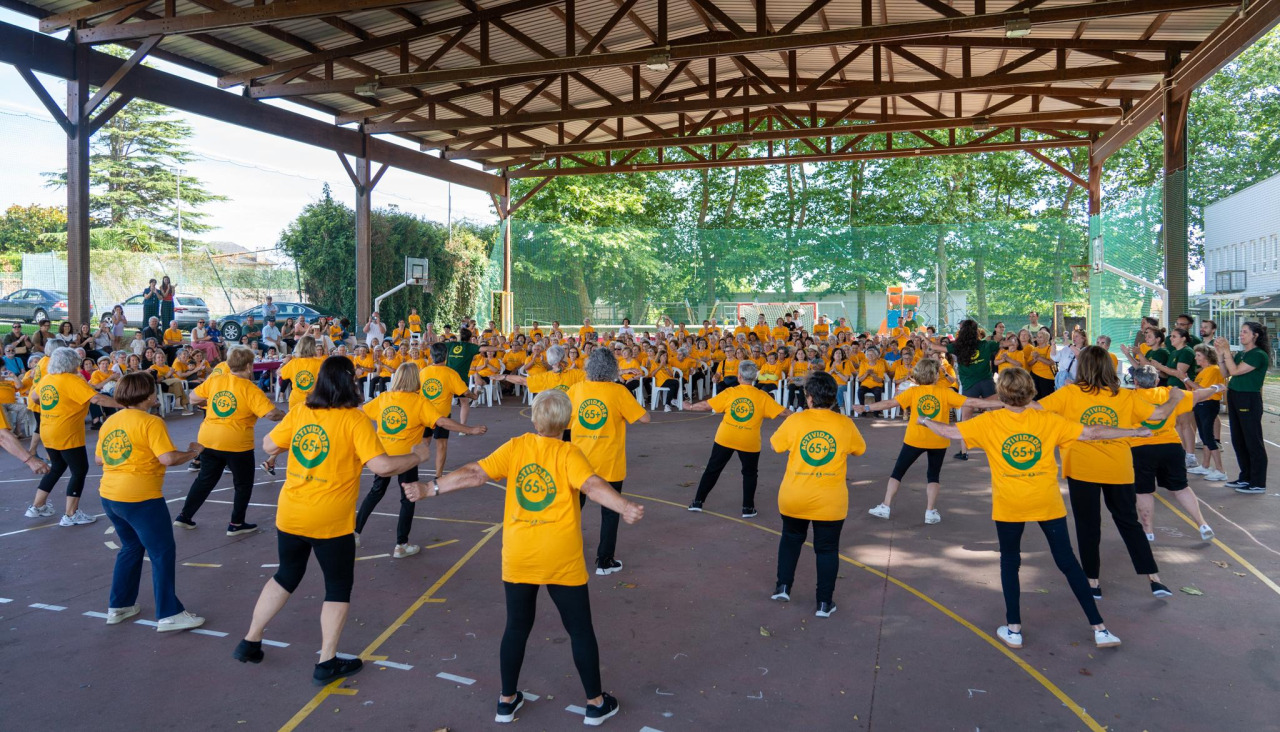 Clausura de actividades de Envellecemento Activo en Lorbé