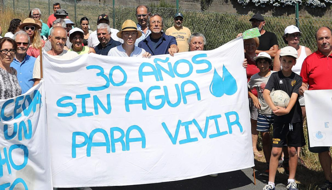 Vecinos, durante una protesta