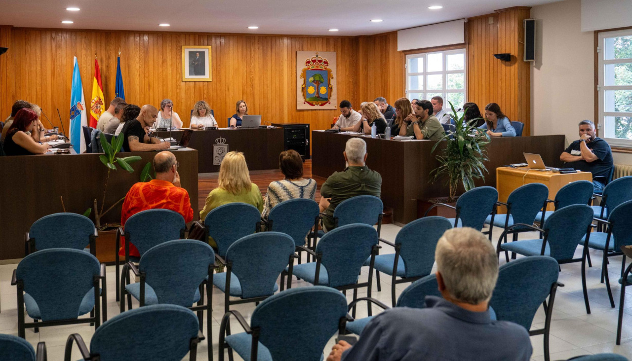 Pleno en Cambre