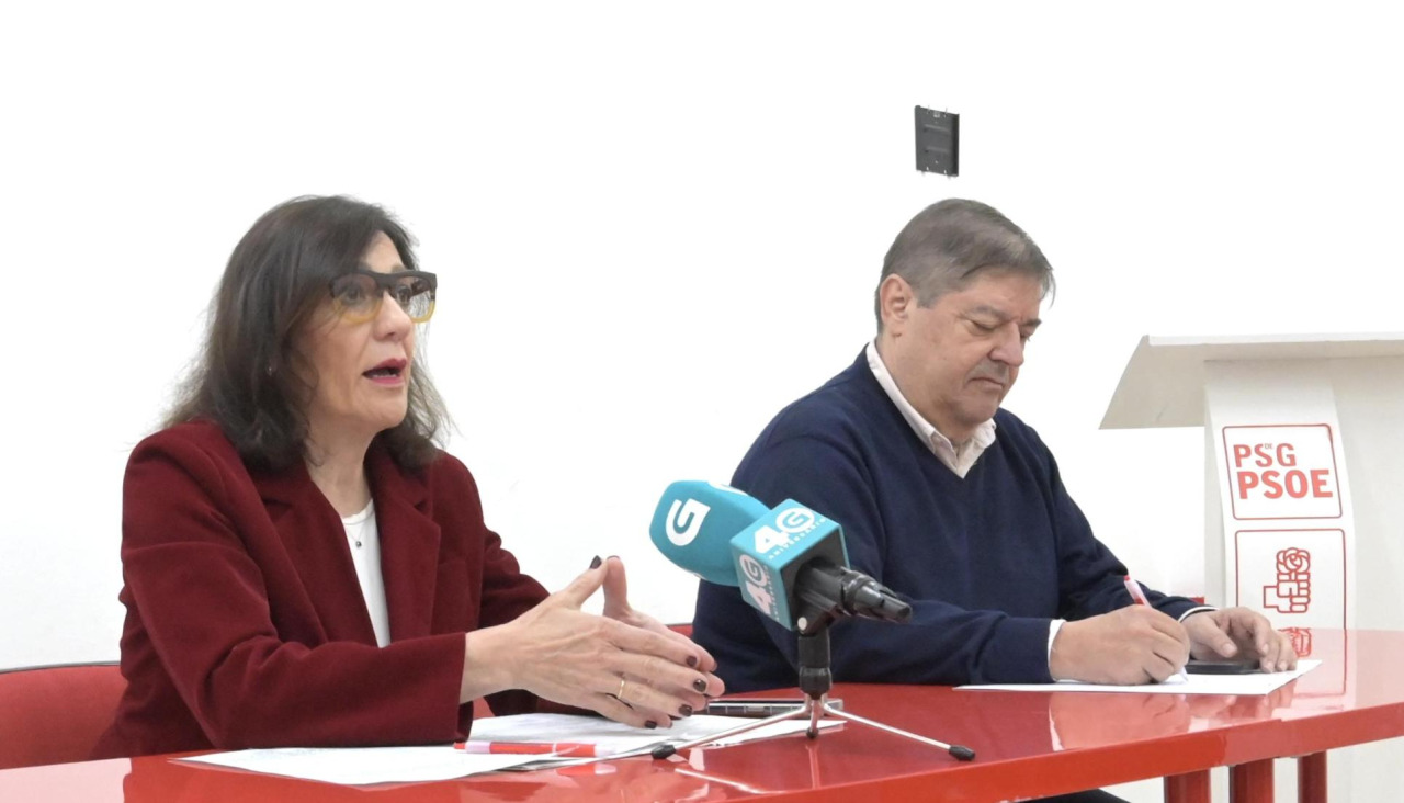 A Coruña.- Rueda de prensa del PSOE provincial. Estarán Obdulia Taboadela y Julio Abalde
