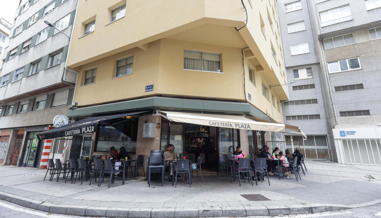 La Cafetería Plaza, en Monelos