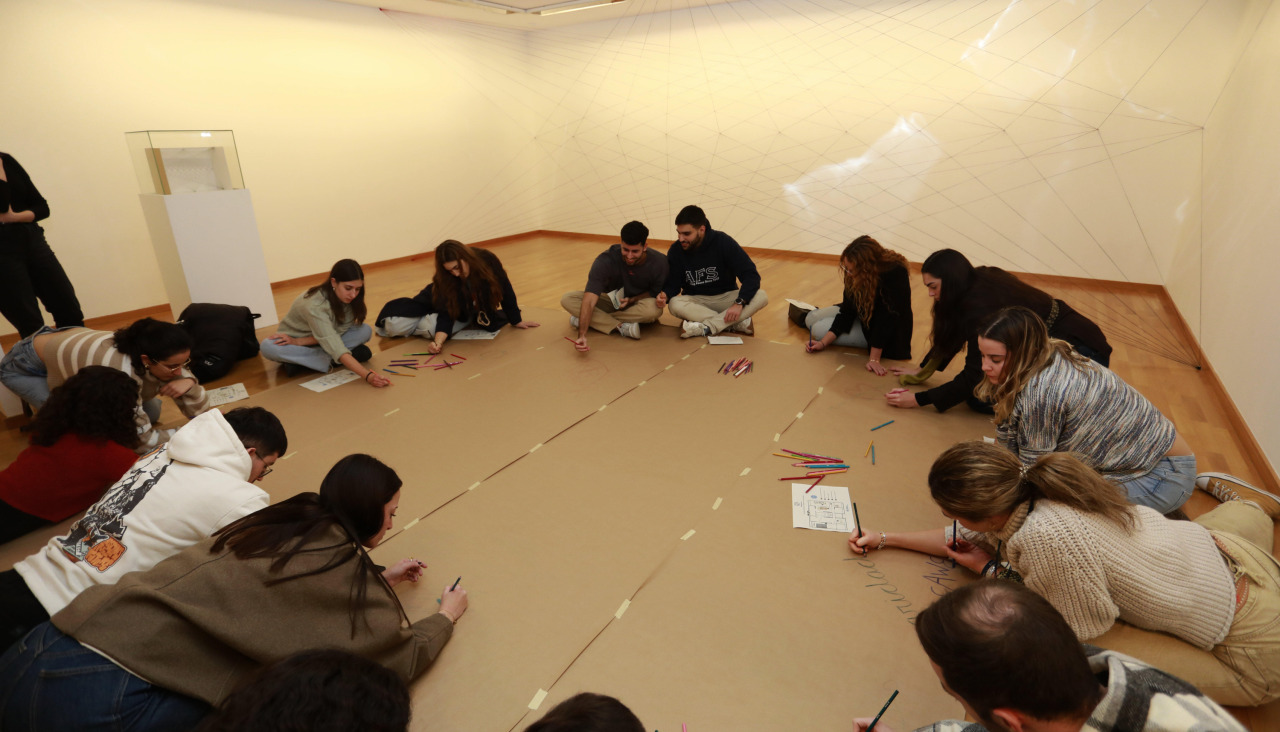 Alumnos de Medicina en una actividad de la FMJJ en el 2024