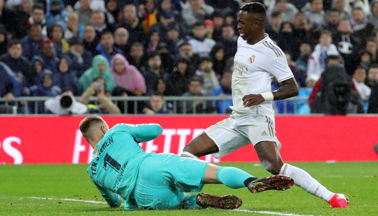 Vinicius cambia el guion de la Liga y convierte al Real Madrid en líder