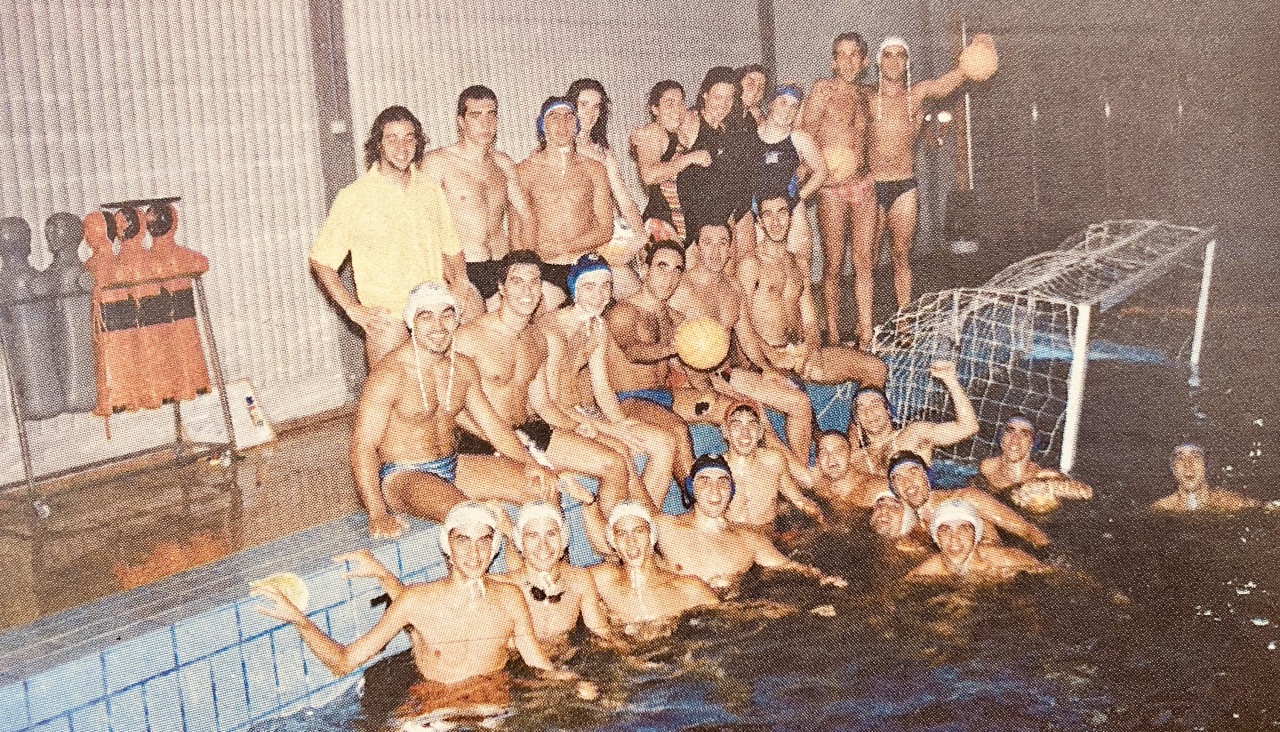 Equipo de waterpolo del Club Natacion Coruu00f1a en 1997