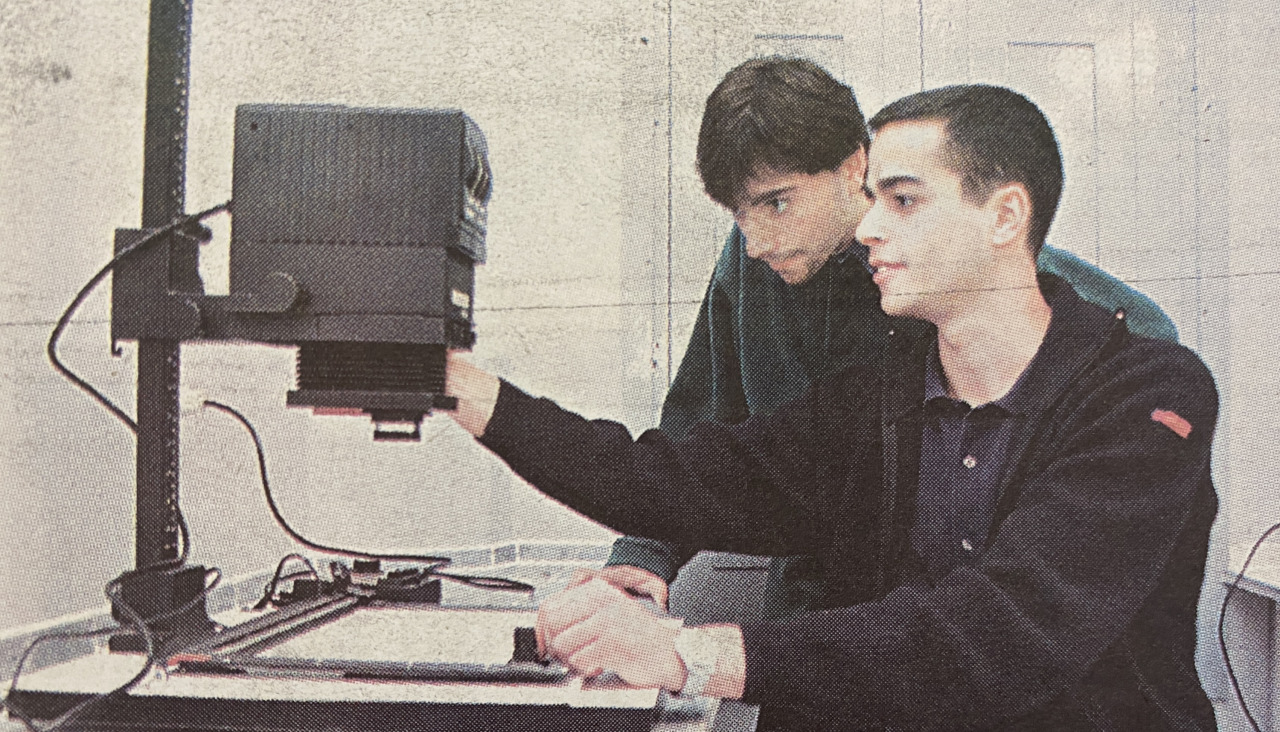 Un grupo de ju00f3venes fotu00f3grafos crea la asociaciu00f3n f21 en 1999