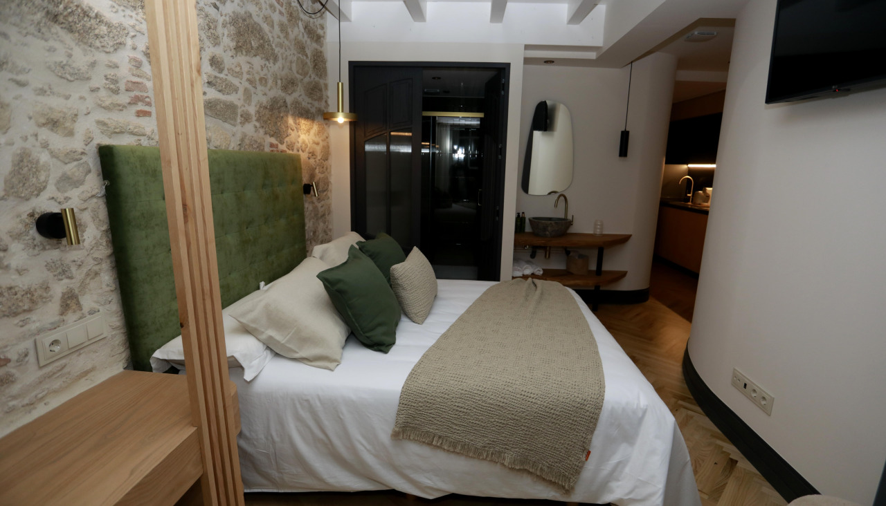 Ola (9) 20511823