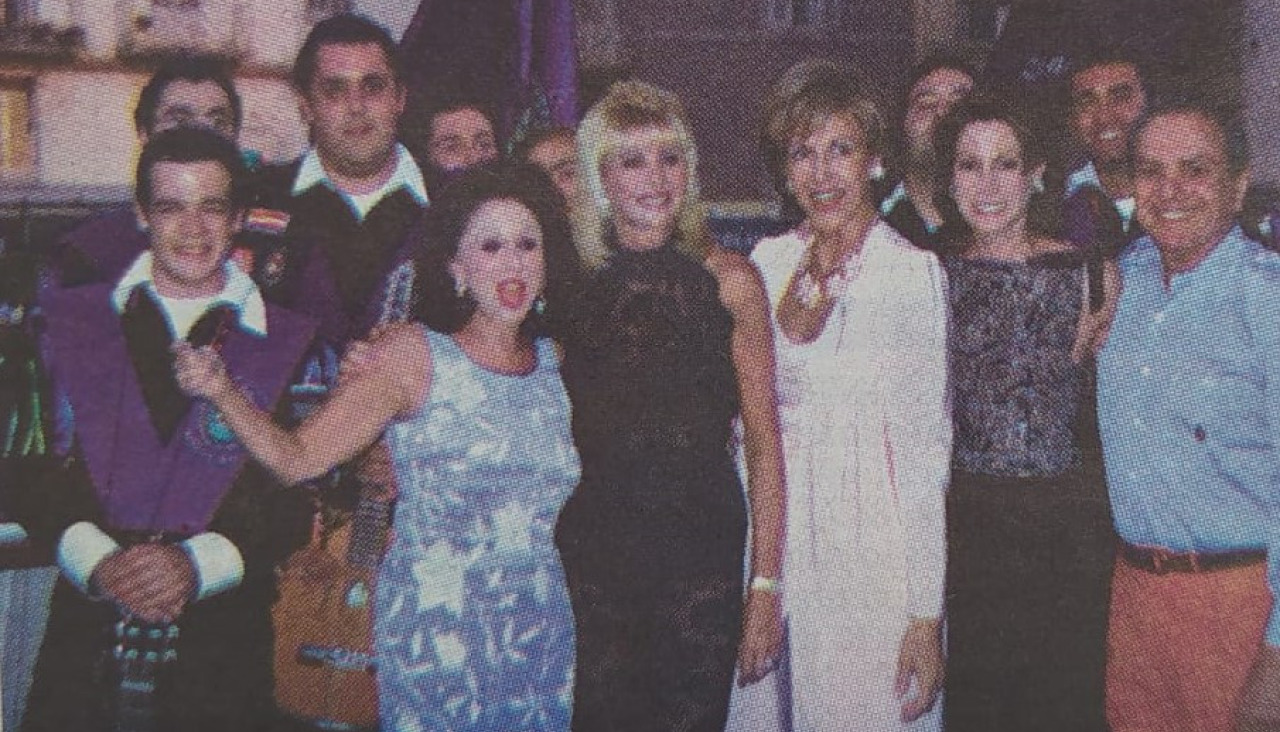 Ivana trump y tunos de Ferrol 1998