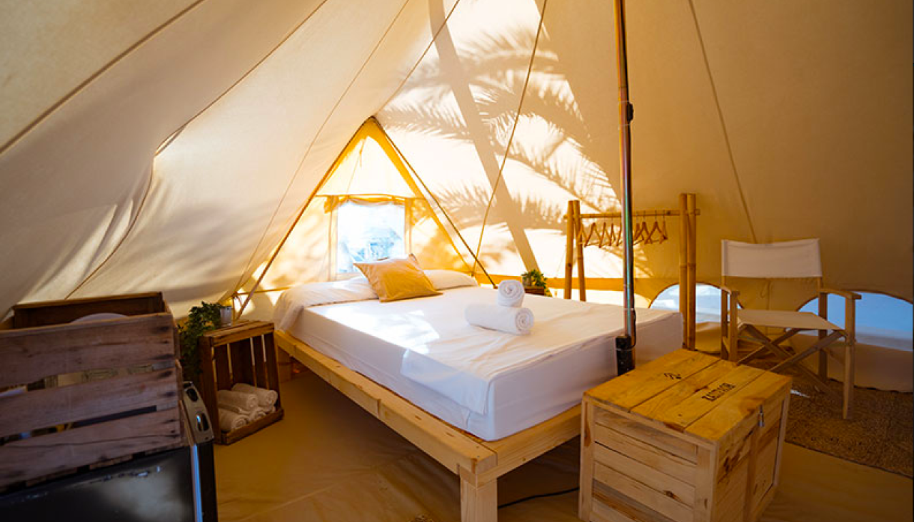 Glamping Atlau0301ntico. I CAMPING AS CABAZAS 