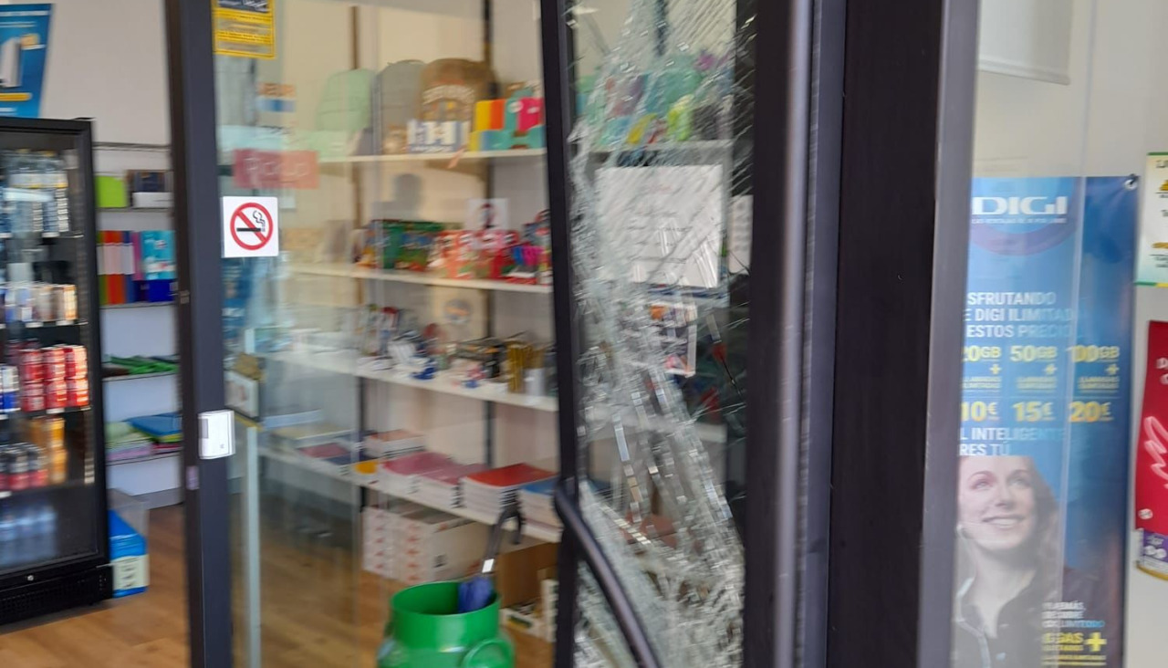 Estanco atracado en Guu00edsamo 2