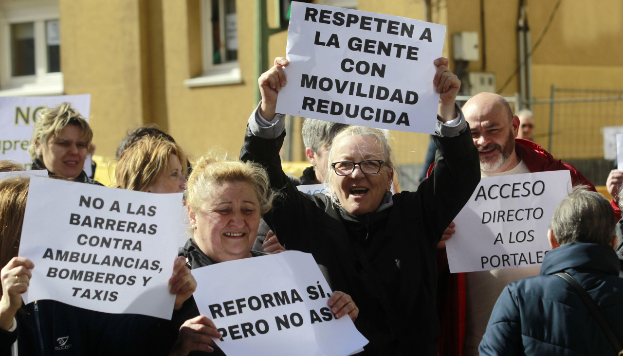 Protesta (13) 13131980