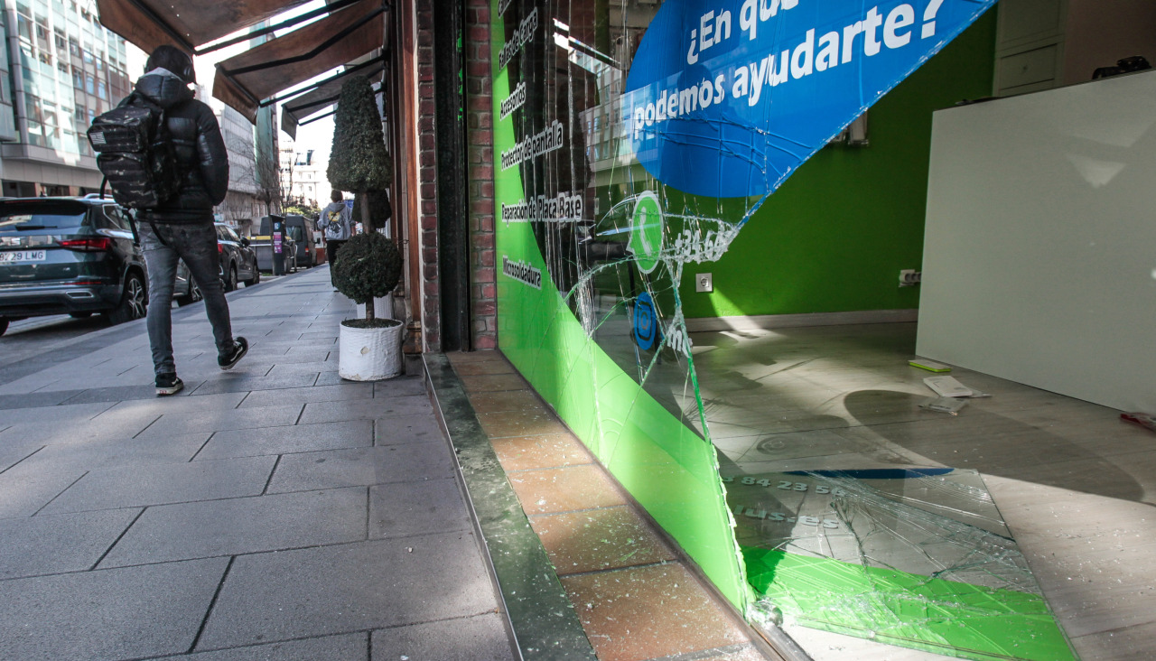 Robo en una tienda de Federico Tapia en A Coruu00f1a @ Quintana (2)