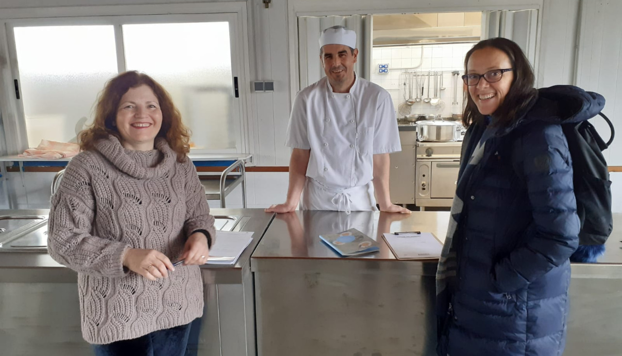 Visita comedor Cerdido