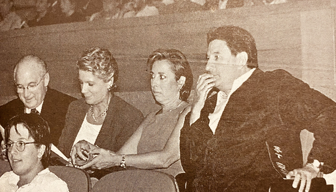 Antonio Fontenla y Francisco Vu00e1zquez con sus esposas 1998