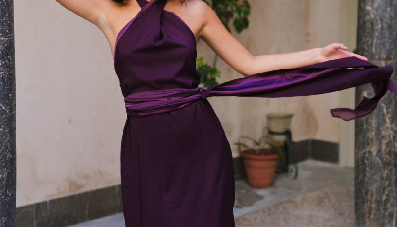 Vestido Cuello Halter Cruzado Burdeos Armas 02 1 scaled