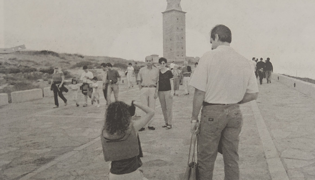 Torre de Hu00e9rcules turistas 1999