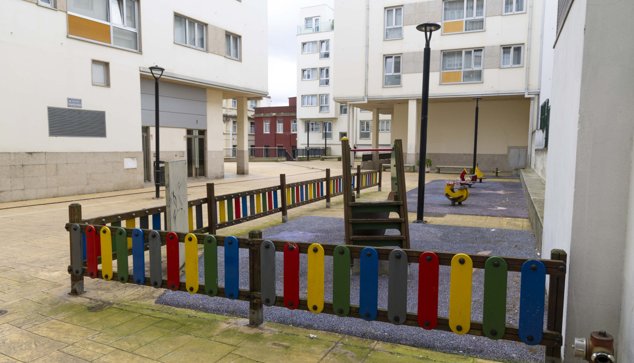 Parque infantil en A Falperra (1)