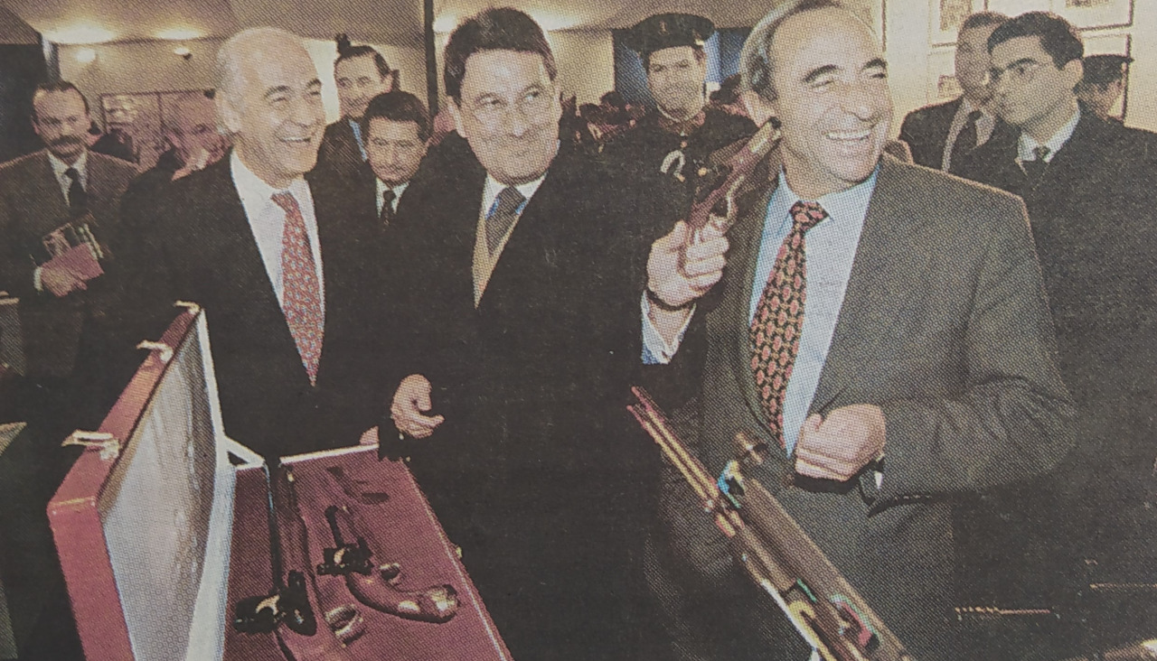 Vu00e1zquez santa bu00e1rbara 1998