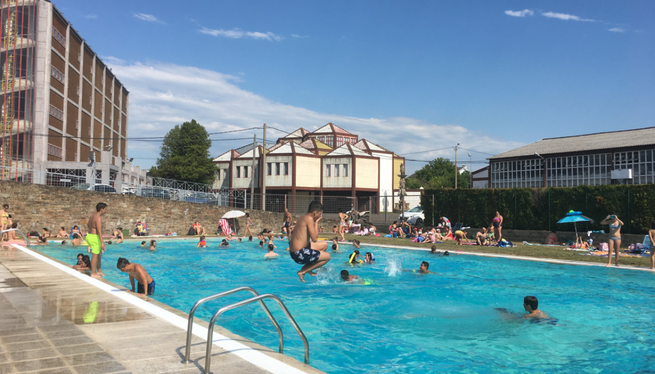 PISCINA CASTRO