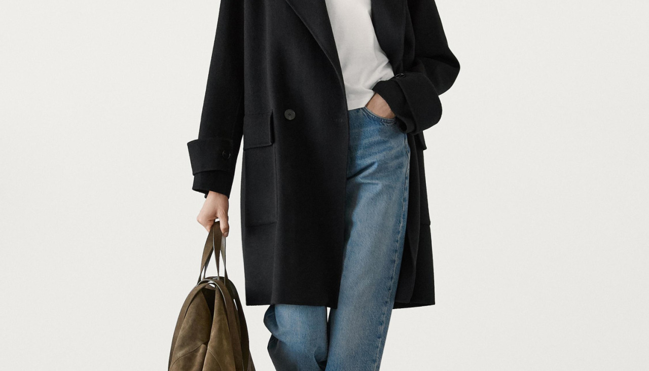 Abrigo negro Massimo Dutti