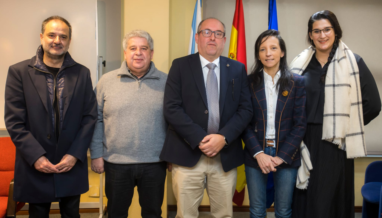 La nueva junta de Gobierno de Coatac toma posesión en un acto con ...