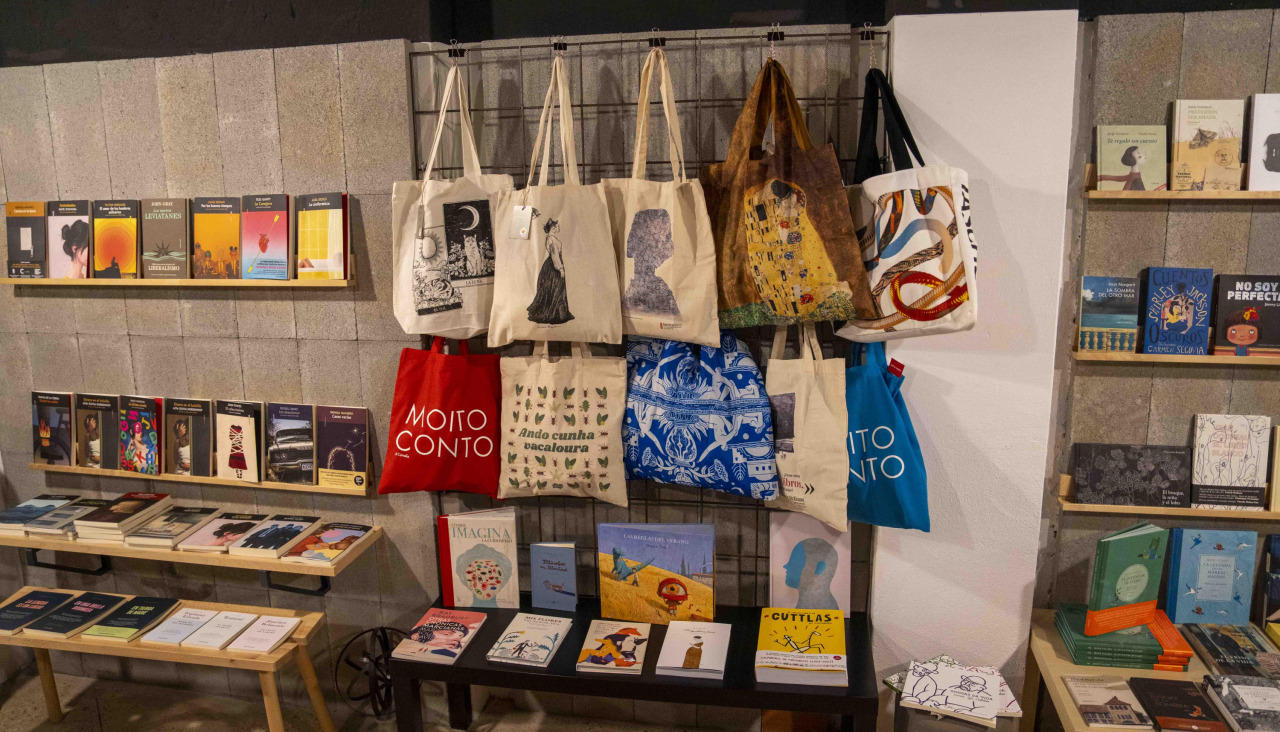 Librerias 18 15372112