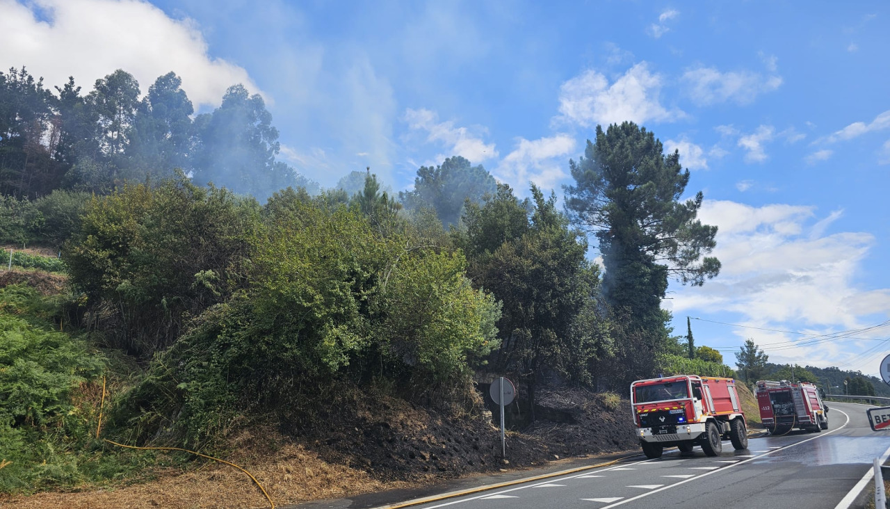 Incendio en Betanzos (2)