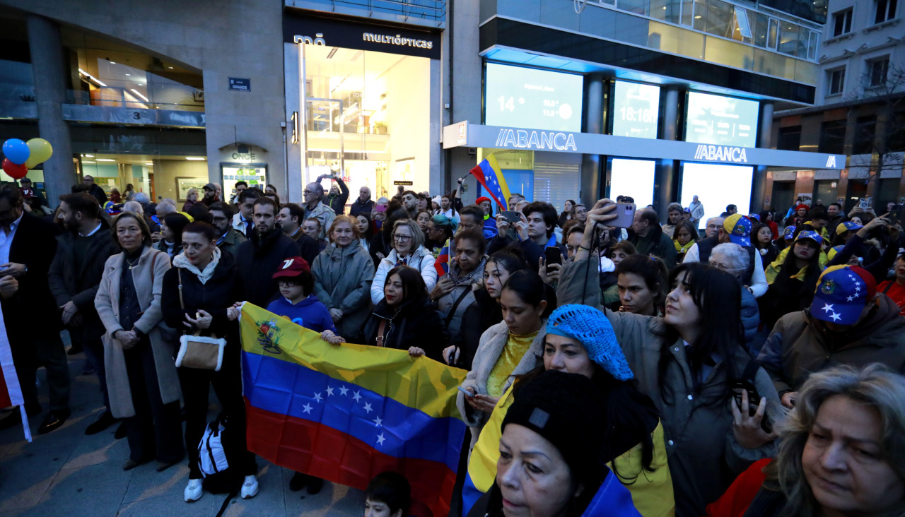 Venezuela (30) 21003117