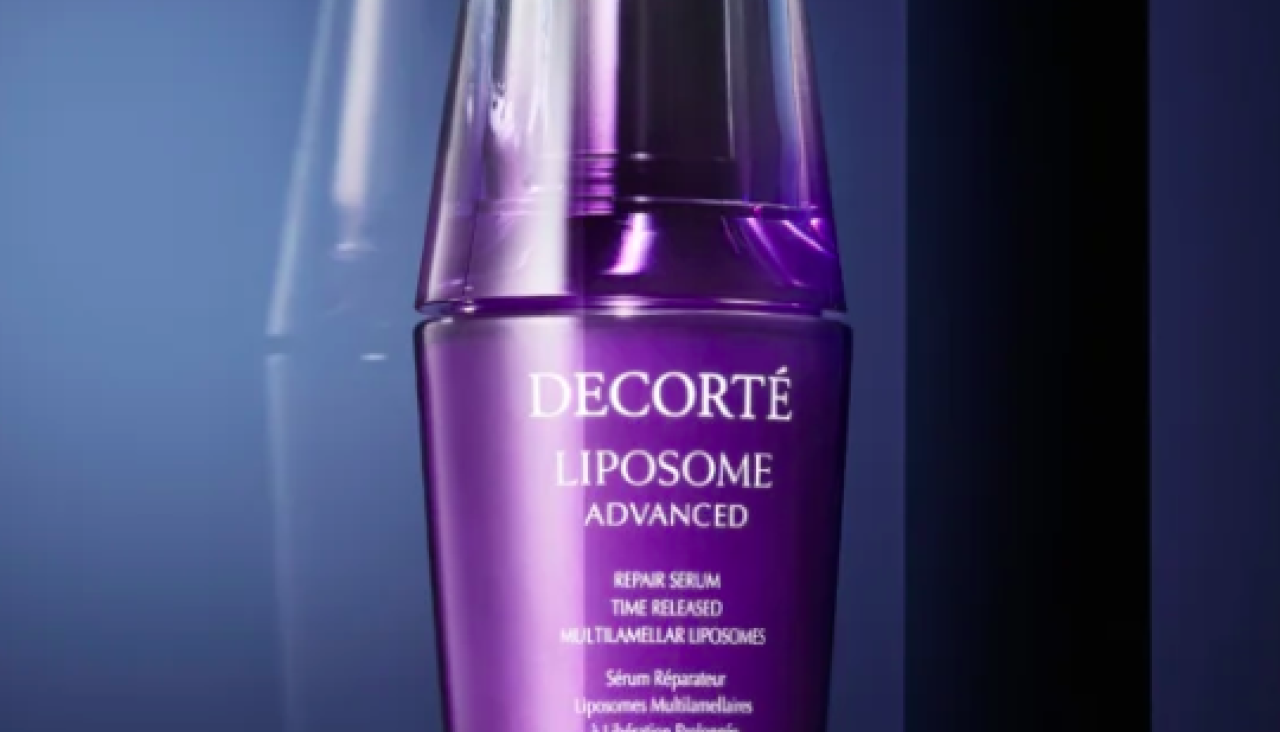 Serum de hidrataciou0301n profunda y anti envejecimiento con efectos de reparaciou0301n y barrera. 