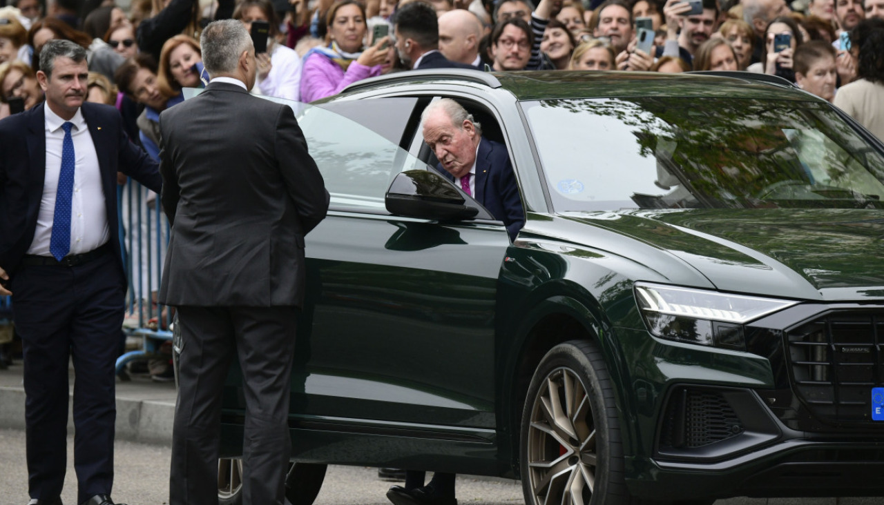 El rey Juan Carlos, a su llegada a la iglesia @EFE Victor Lerena