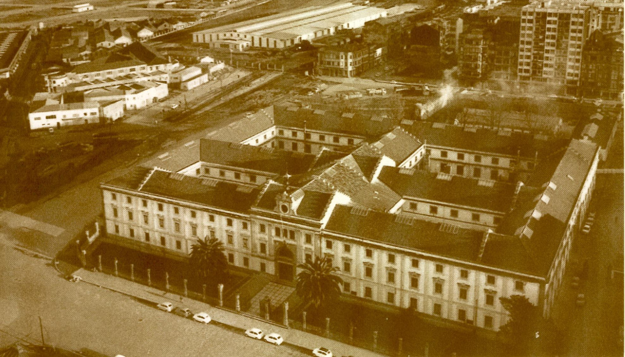 La Fábrica de Tabacos, en una imagen de 1975