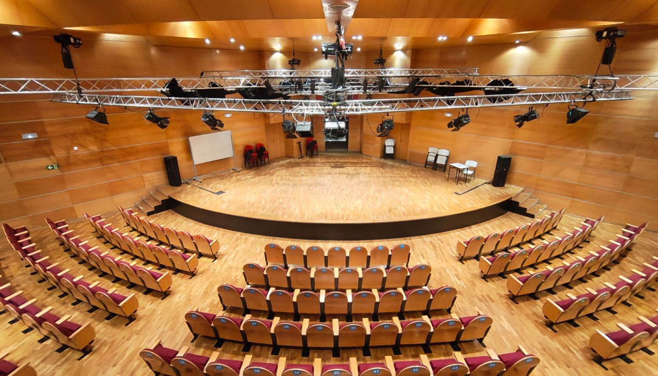 Auditorio de la Casa da Cultura Pintor Lloréns de Sada