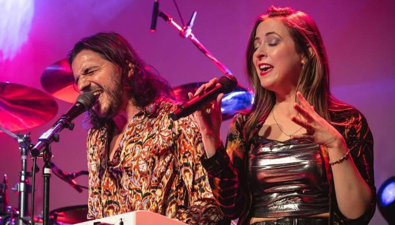 Carducci y Mary Reyanud