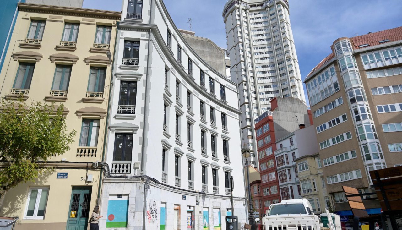 El edificio del número 1 de la Glorieta de América