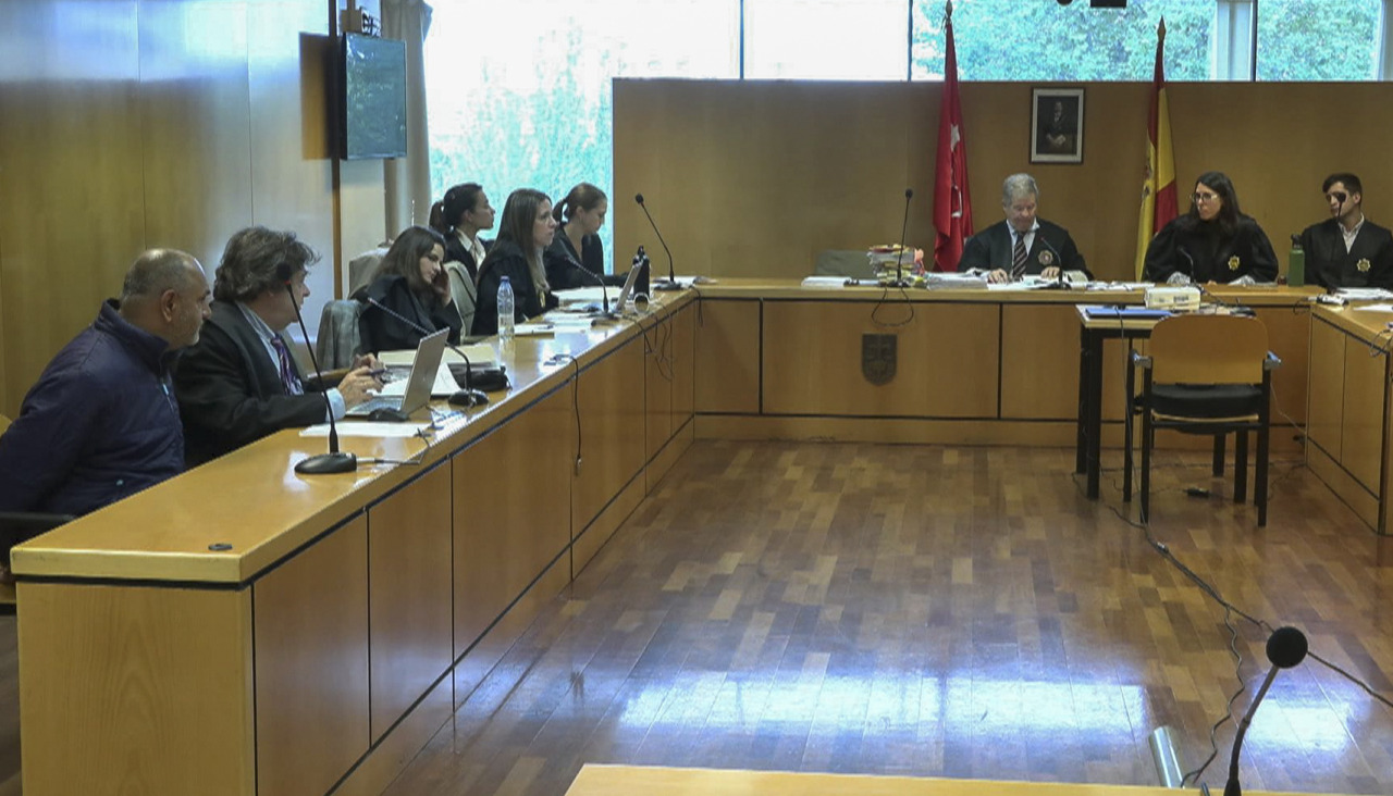 Captura de vídeo de la Audiencia de Madrid en el juicio a Dilawar Hussain F.C