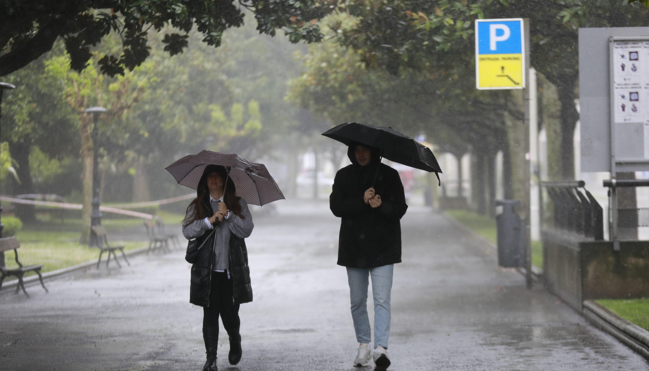 La lluvia estará presente en la ciudad durante toda esta semana