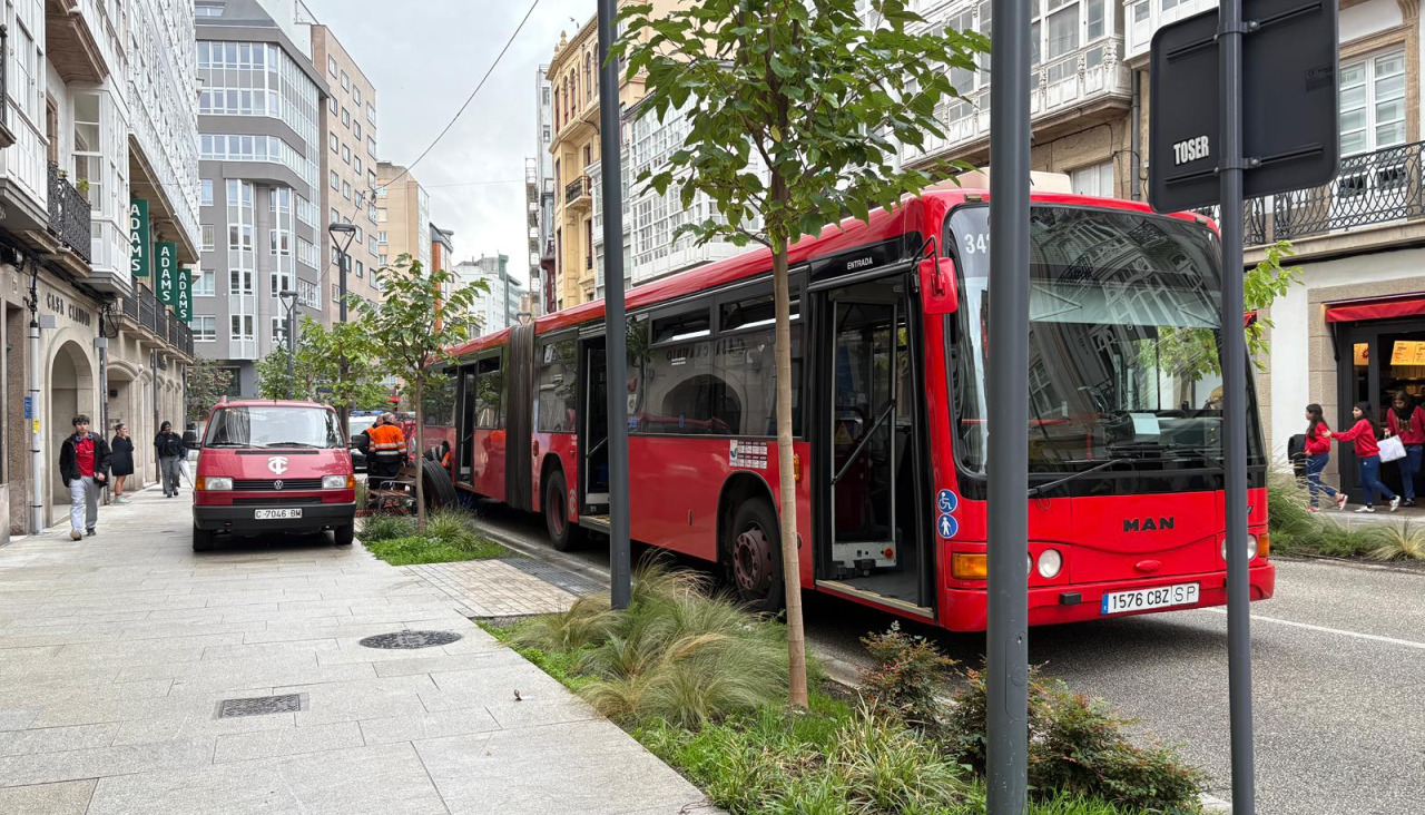 Autobús averiado en San Andrés