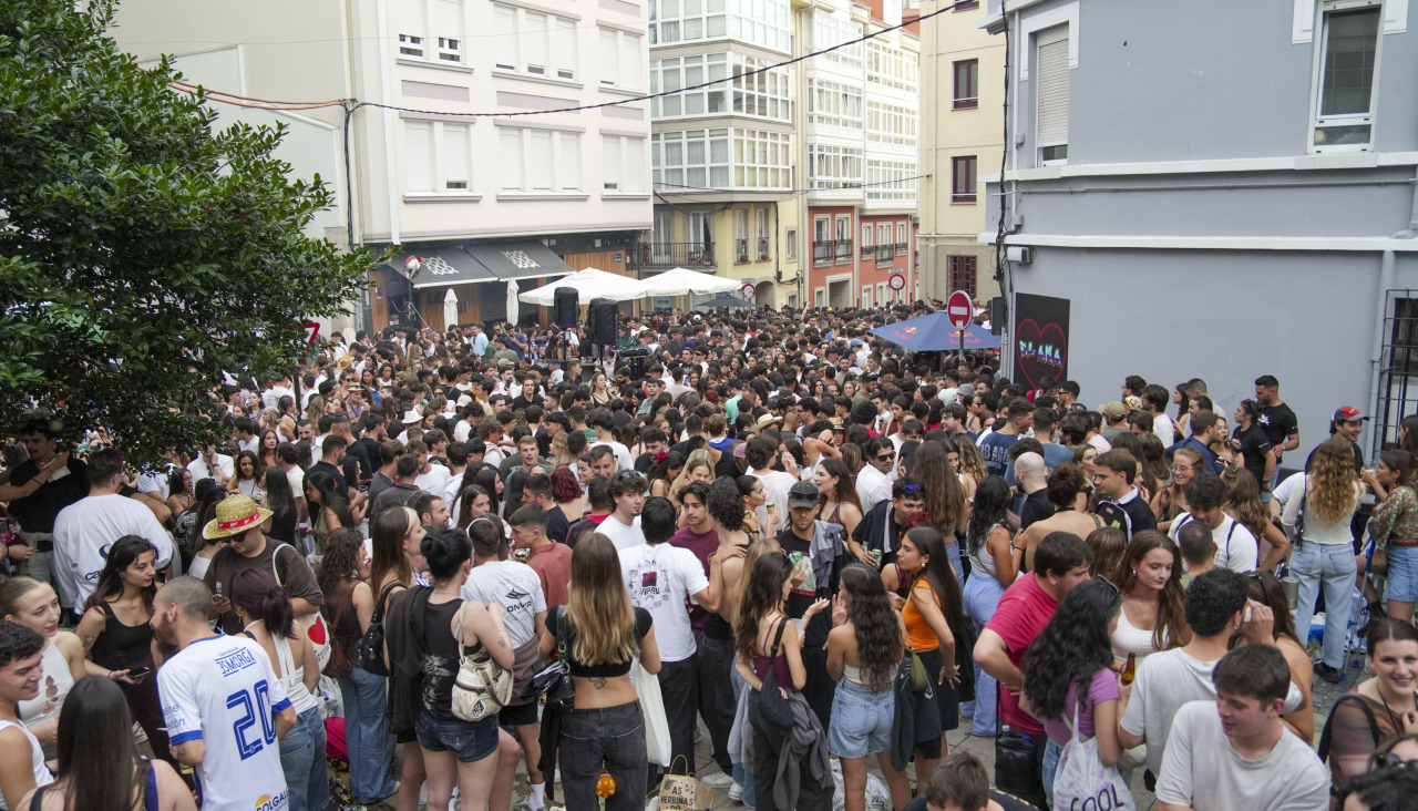 La calle San Juan, durante la tarde del 23 de junio
