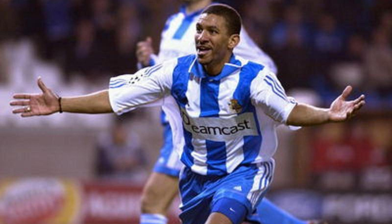 El brasileño Djalminha, con el Deportivo en la temporada 2000-01
