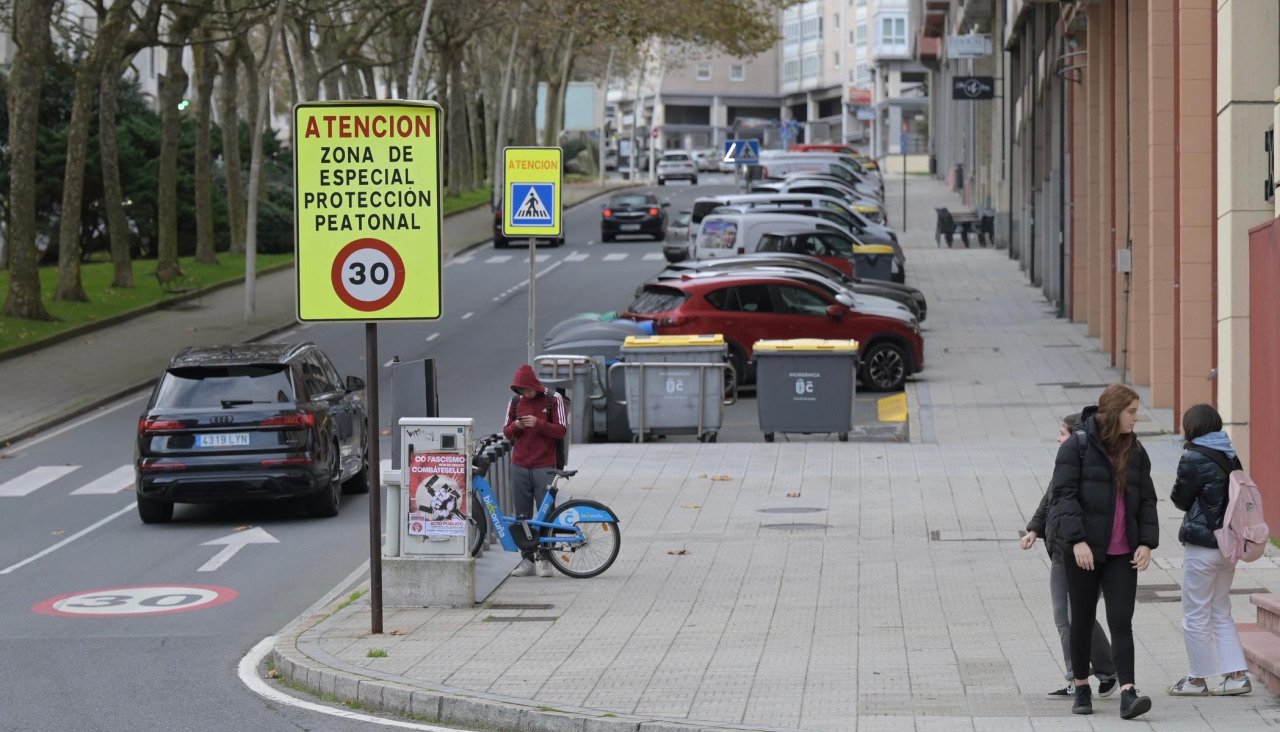 Los Rosales, una zona regulada a 30 kilómetros por hora