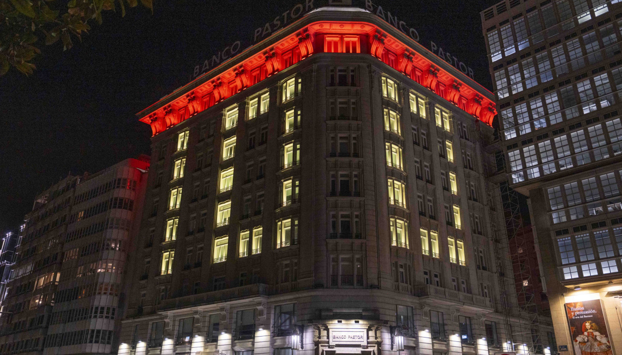 La iluminación del Banco Pastor